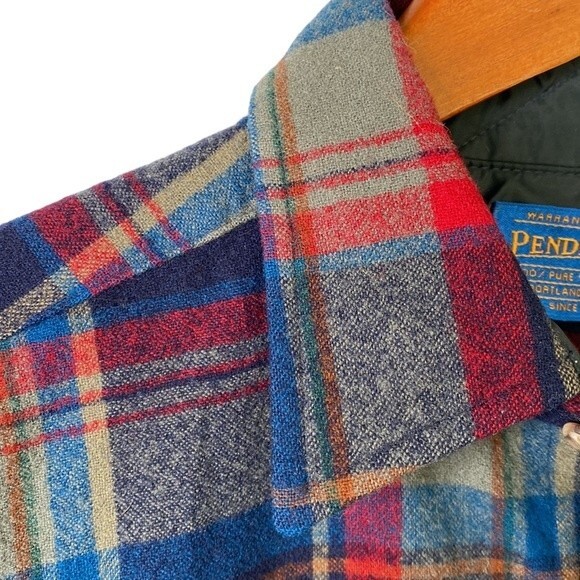 Pendleton Vintage Plaid Long Sleeve Button Down Shirt Pure Virgin Wool Made USA - Picture 3 of 16